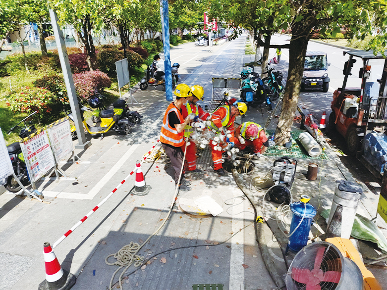  新疆UV-CIPP紫外光固化修复